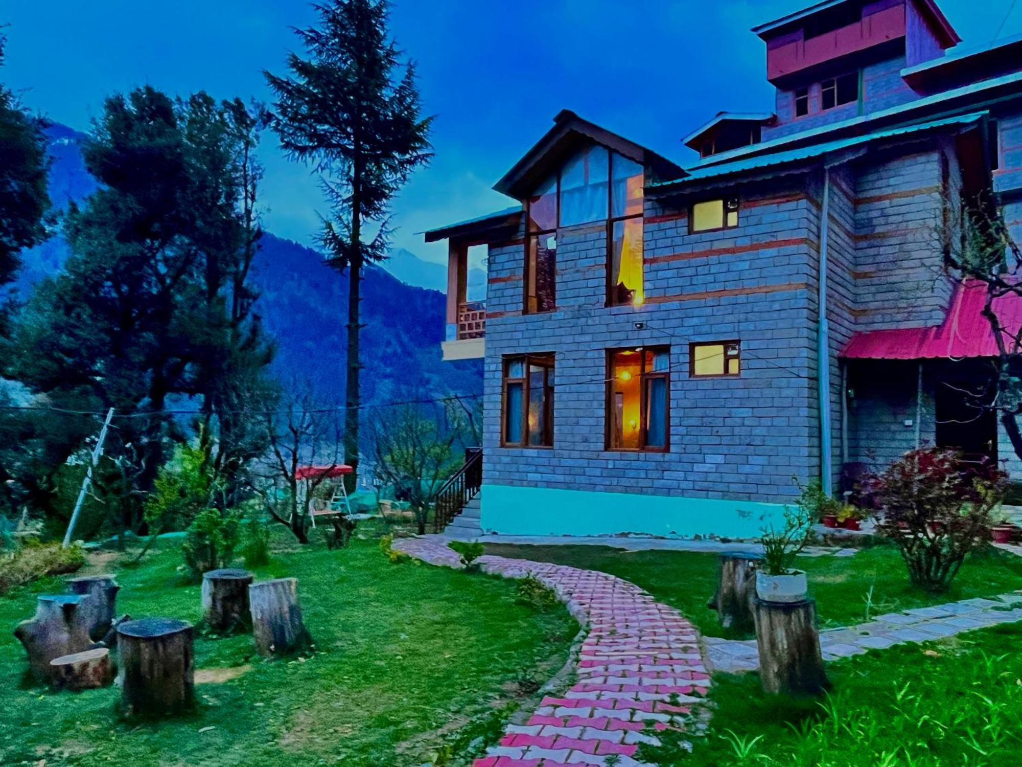 Nature Valley View Resort Manali 2 Bedrooms Luxury Cottages And Valley View Eksteriør billede