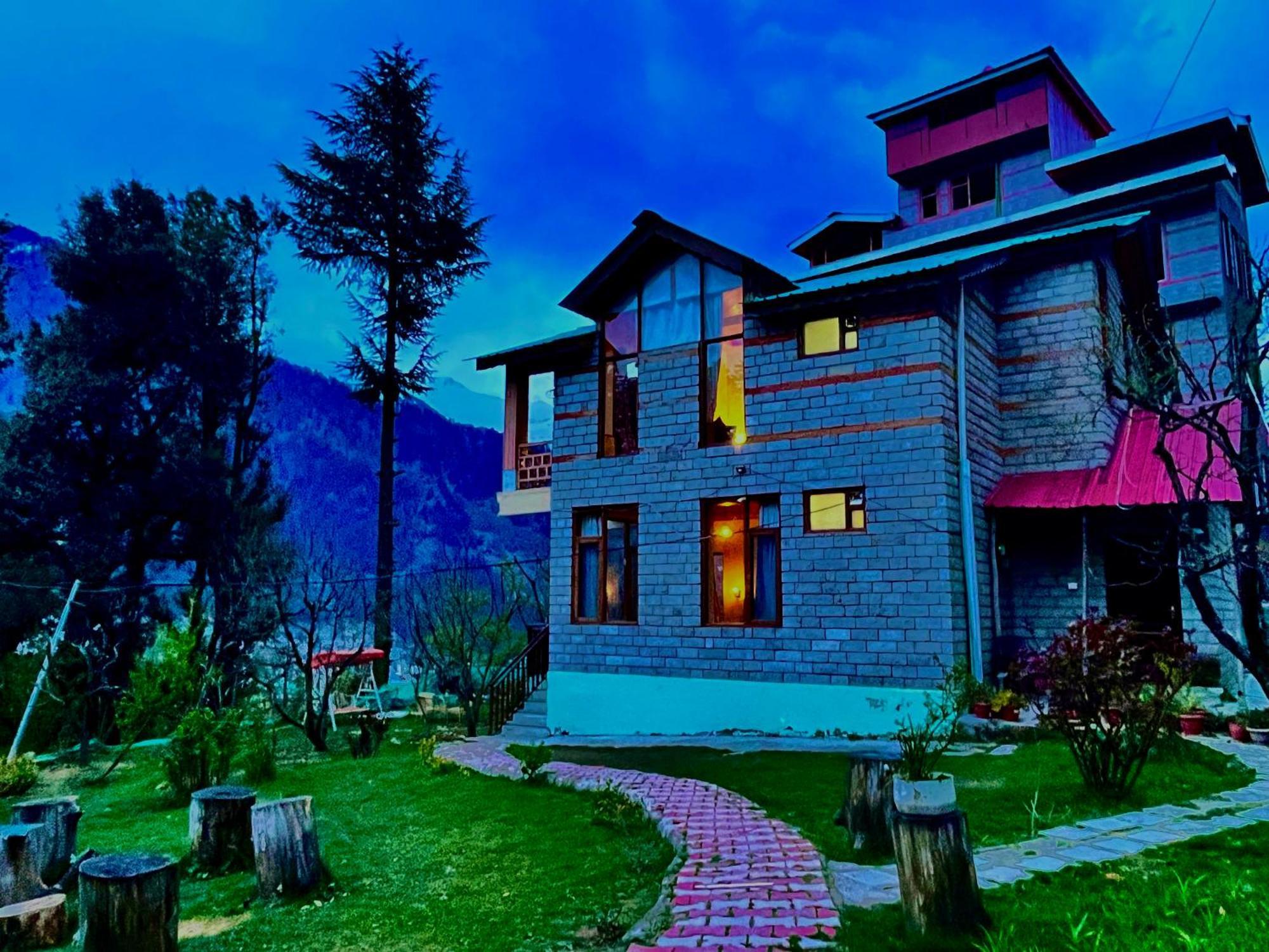Nature Valley View Resort Manali 2 Bedrooms Luxury Cottages And Valley View Eksteriør billede